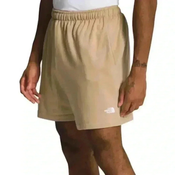 NWT The North Face Men’s Simple Logo Fleece Shorts Size Medium - Picture 1 of 5